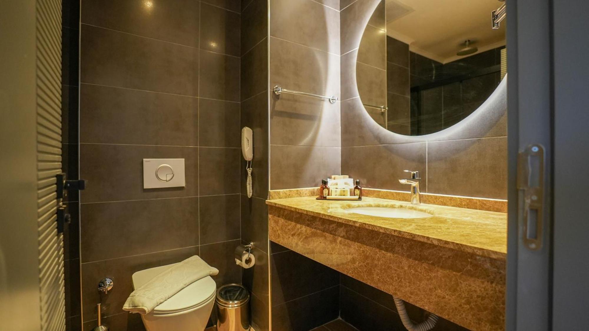 Ada Port Hotel Adults Only Аланія Екстер'єр фото