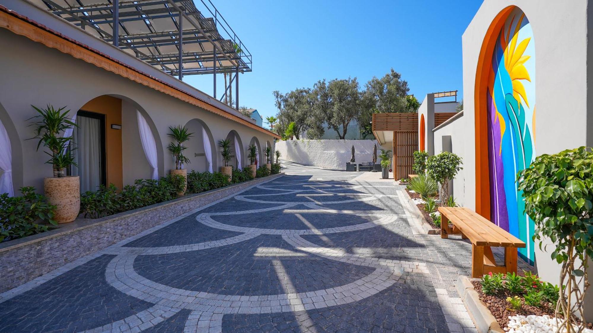 Ada Port Hotel Adults Only Аланія Екстер'єр фото