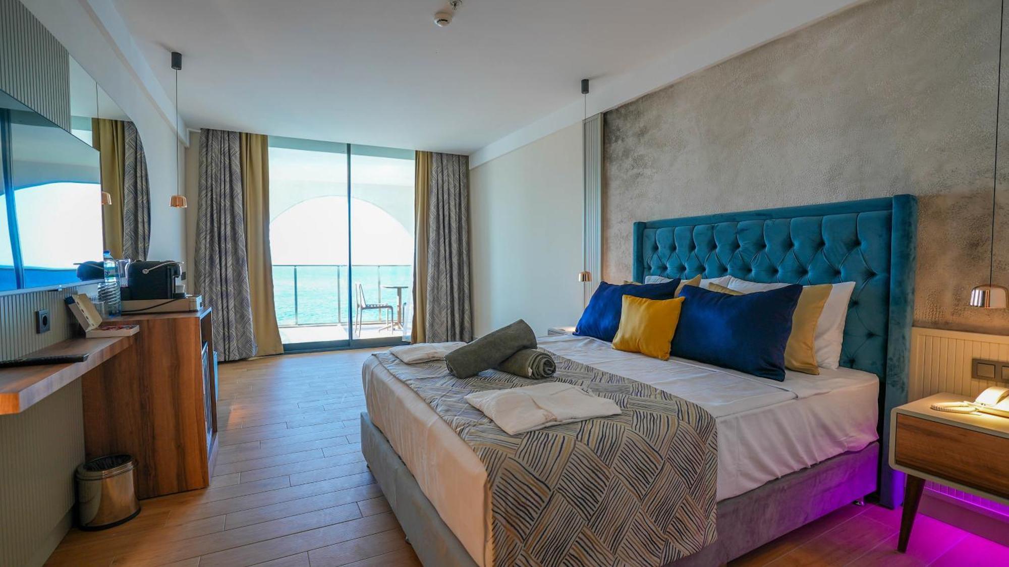 Ada Port Hotel Adults Only Аланія Екстер'єр фото