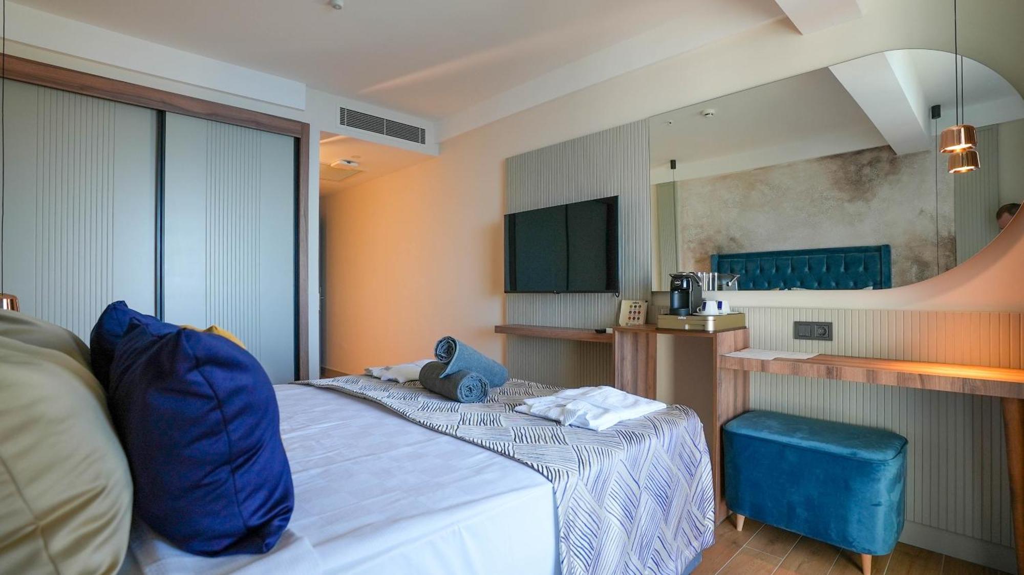 Ada Port Hotel Adults Only Аланія Екстер'єр фото