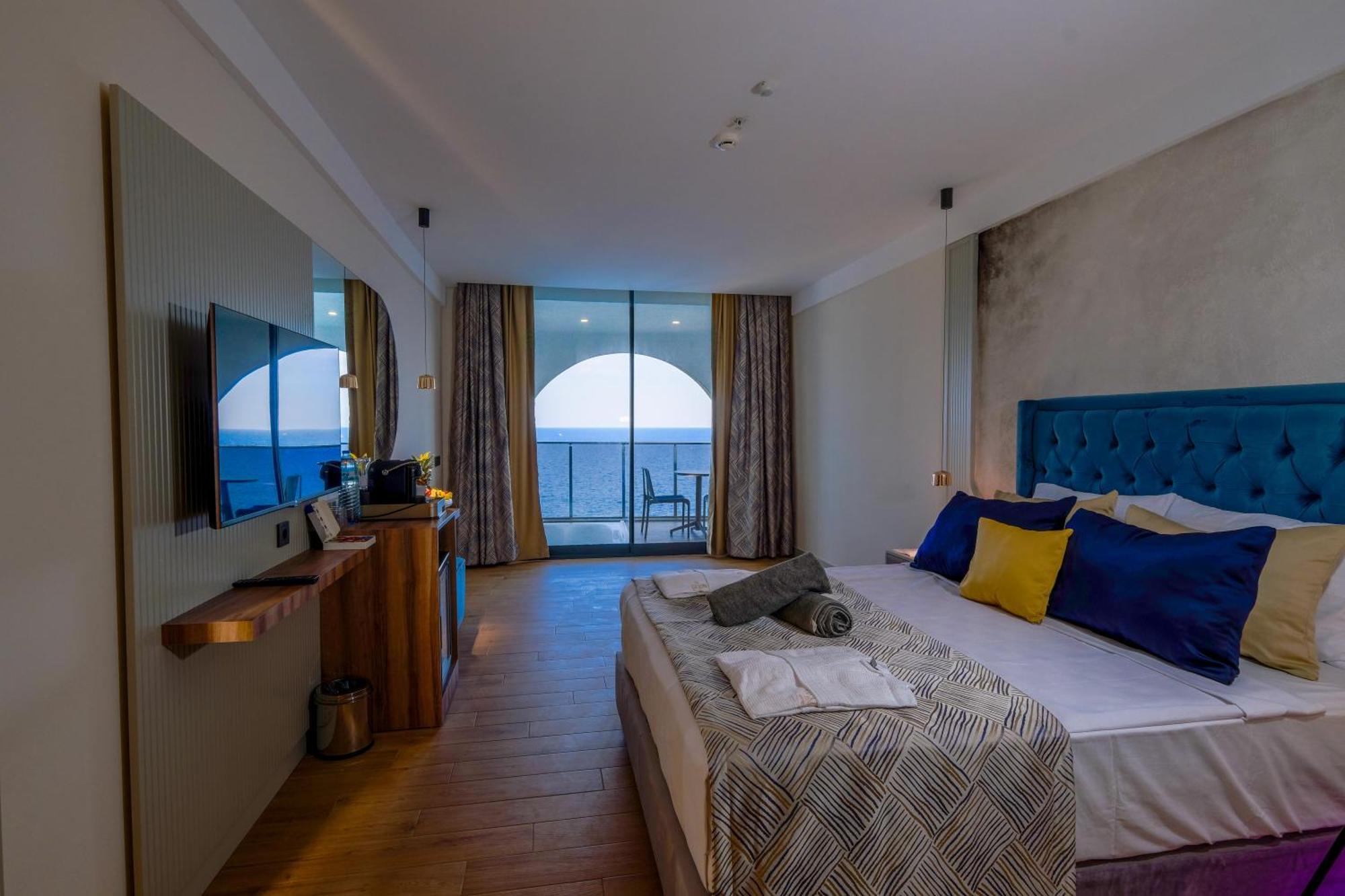 Ada Port Hotel Adults Only Аланія Екстер'єр фото