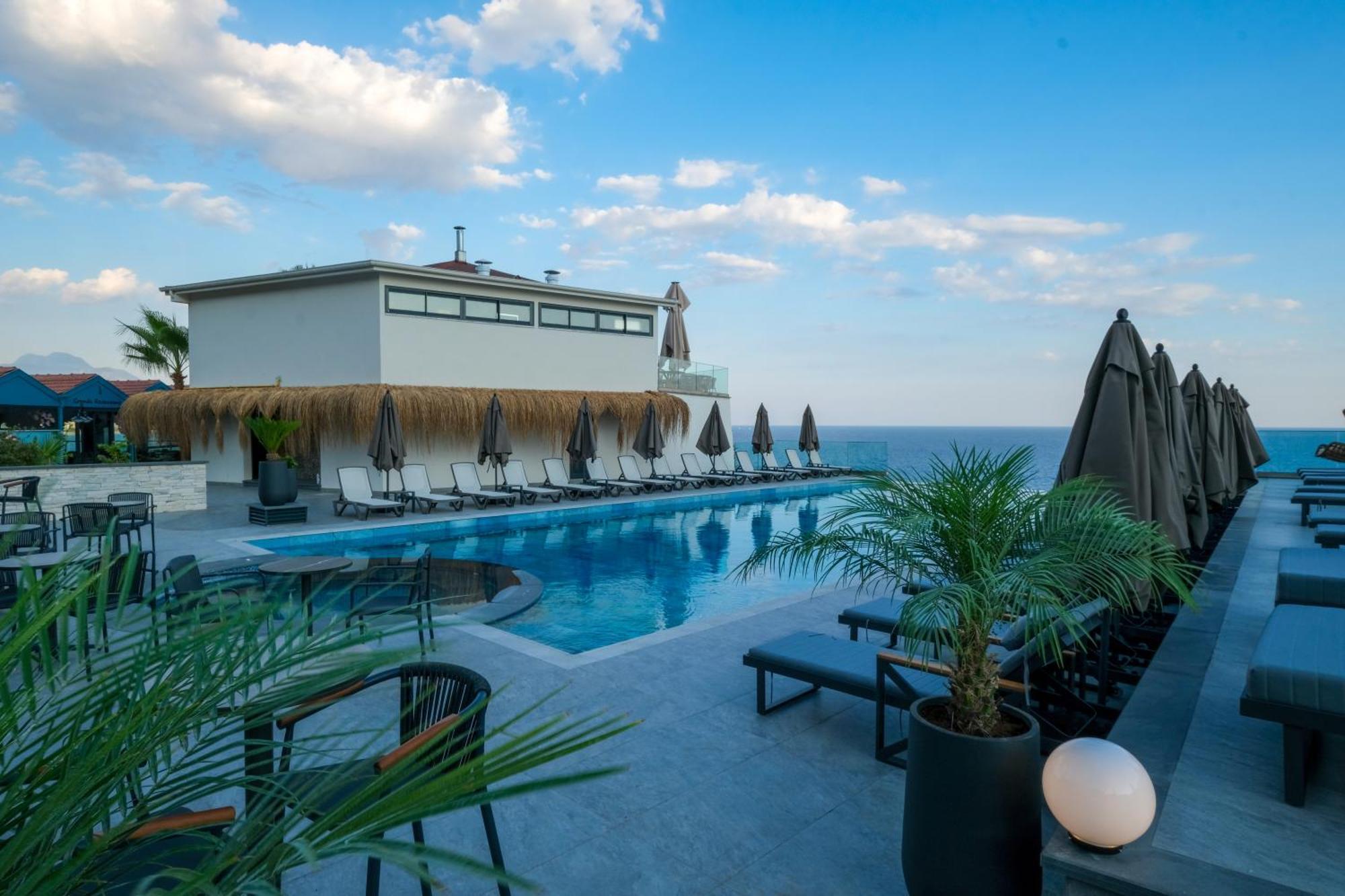 Ada Port Hotel Adults Only Аланія Екстер'єр фото